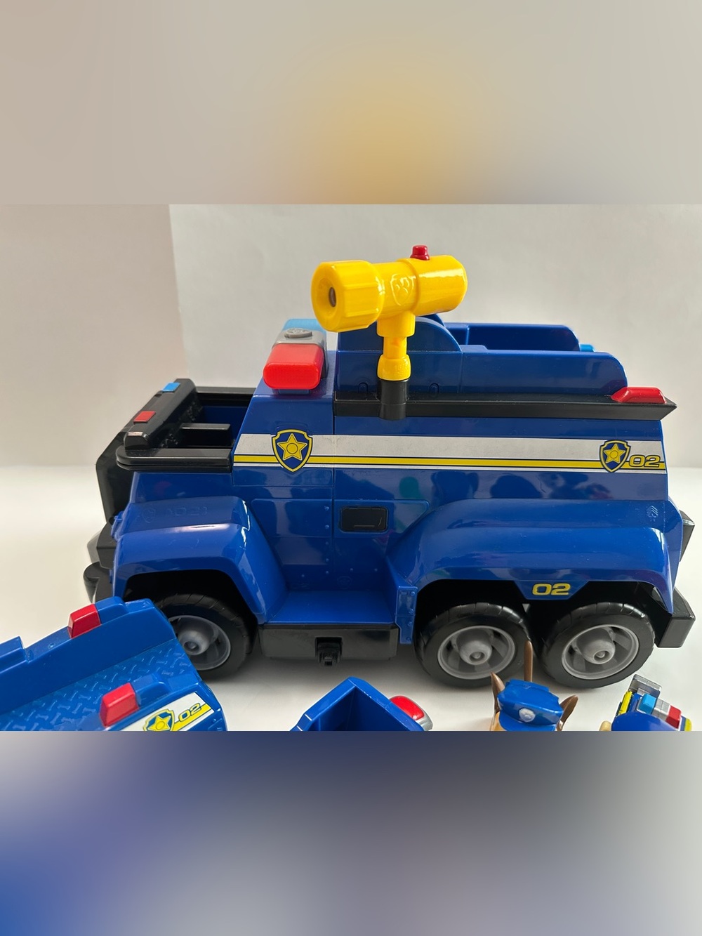 PAW Patrol toy bundle. Chase Ultimate Cruiser and extra accessories. - Picture 4 of 16